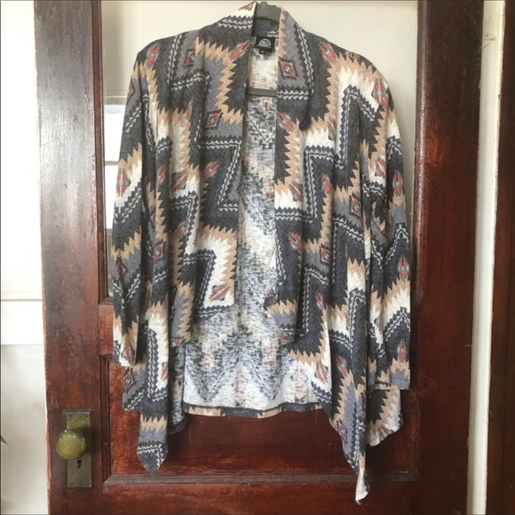 Bobeau Plus Size Aztec Tribal Global Ikat Print Cardigan (Nordstrom Brand) 1X - Picture 3 of 10